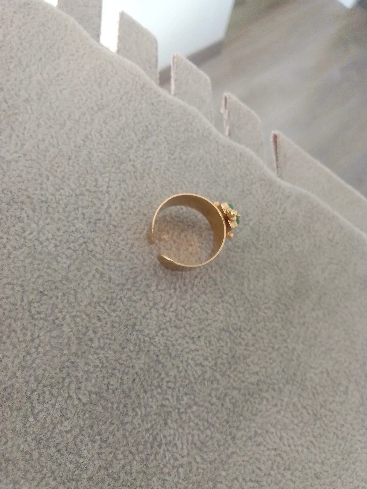 Anillo dorado y aguamarina – photo 4
